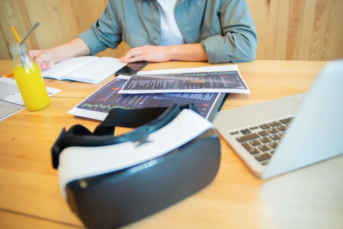 educationbeing.com: A Creative Content Angle for Visual and Culture Readers