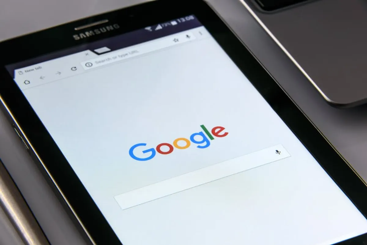 The Search Demand Behind finlandjournal.com: What to Cover First