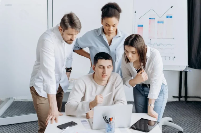 What Content Teams Should Know About apkvenom.org App Download Searches